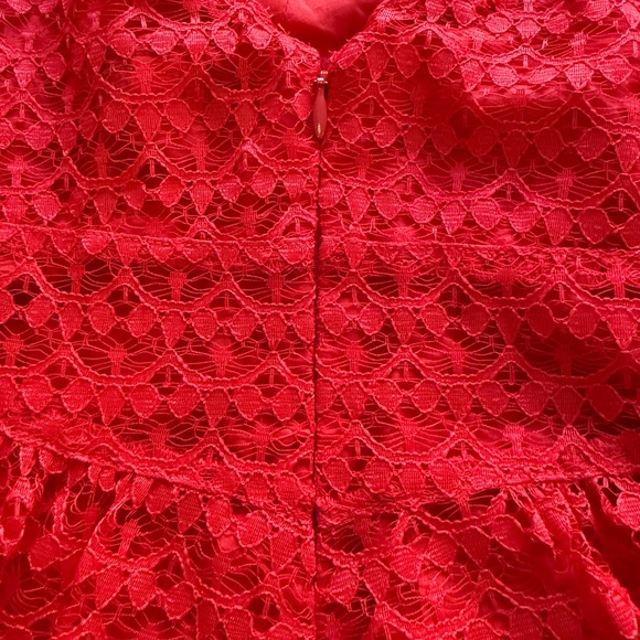 MODA International Red Lace Halter Dress size 4 Dress EUC - Picture 9 of 13